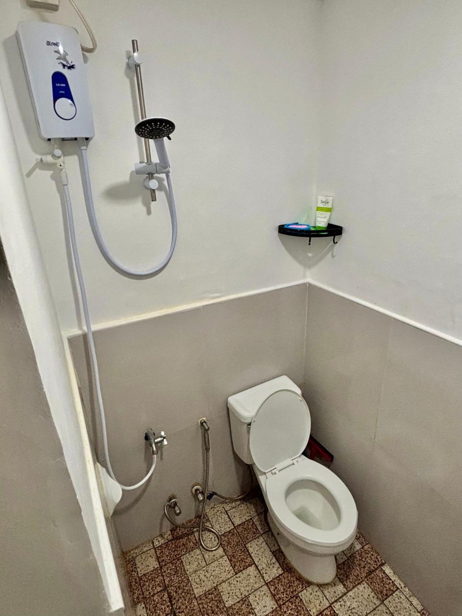 Araw Homestay - Boutique Comfort General Luna  Exterior photo